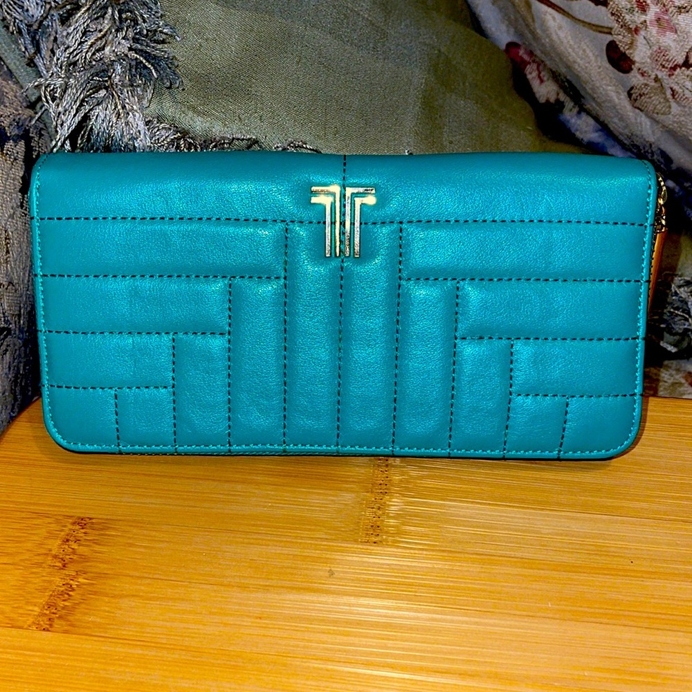 Authentic Lanvin Wallet in Lambskin leather